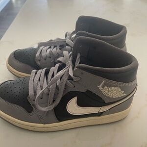 NIKE SNEAKERS